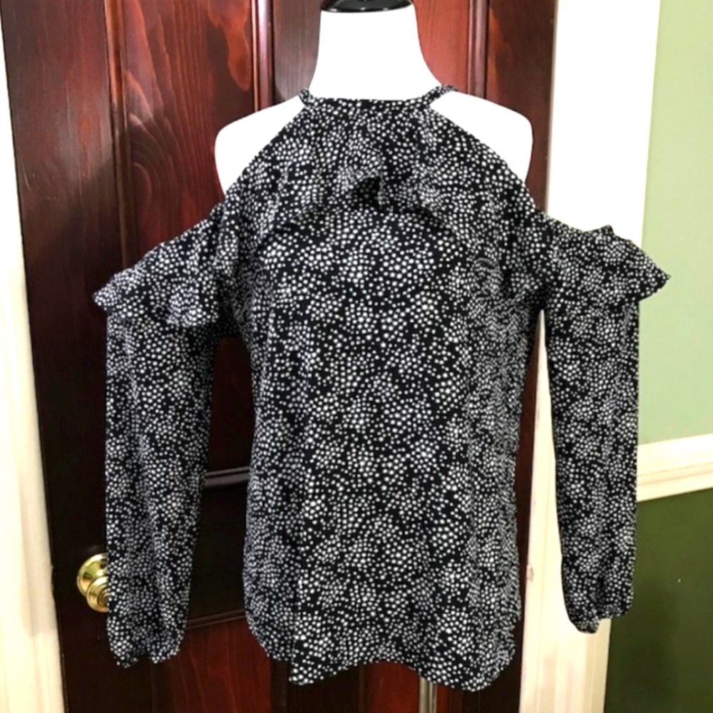 Michael Kors star print cold shoulder ruffle top